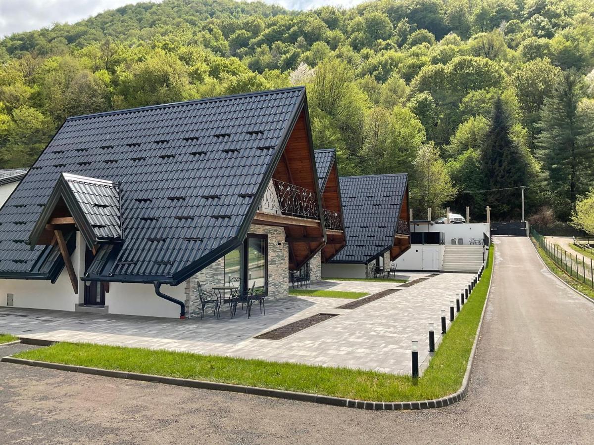 Holiday Houses Green Queen Бихач Экстерьер фото