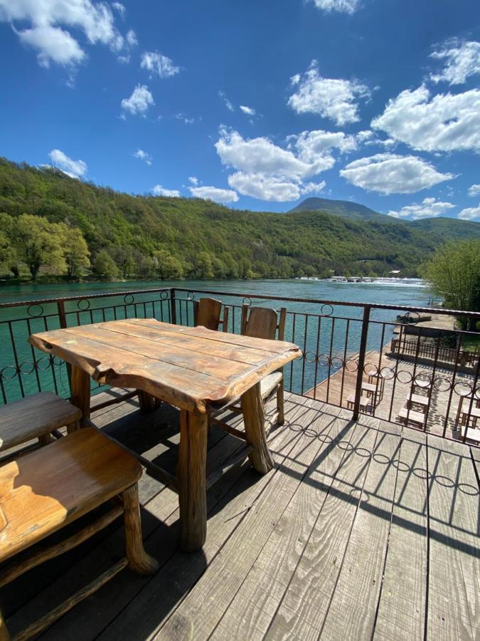 Holiday Houses Green Queen Бихач Экстерьер фото