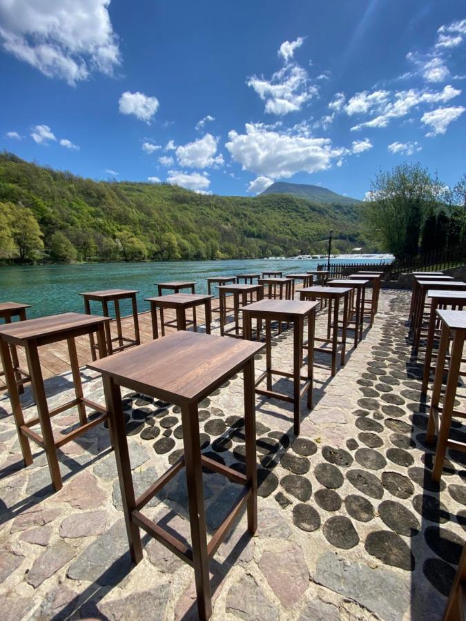 Holiday Houses Green Queen Бихач Экстерьер фото