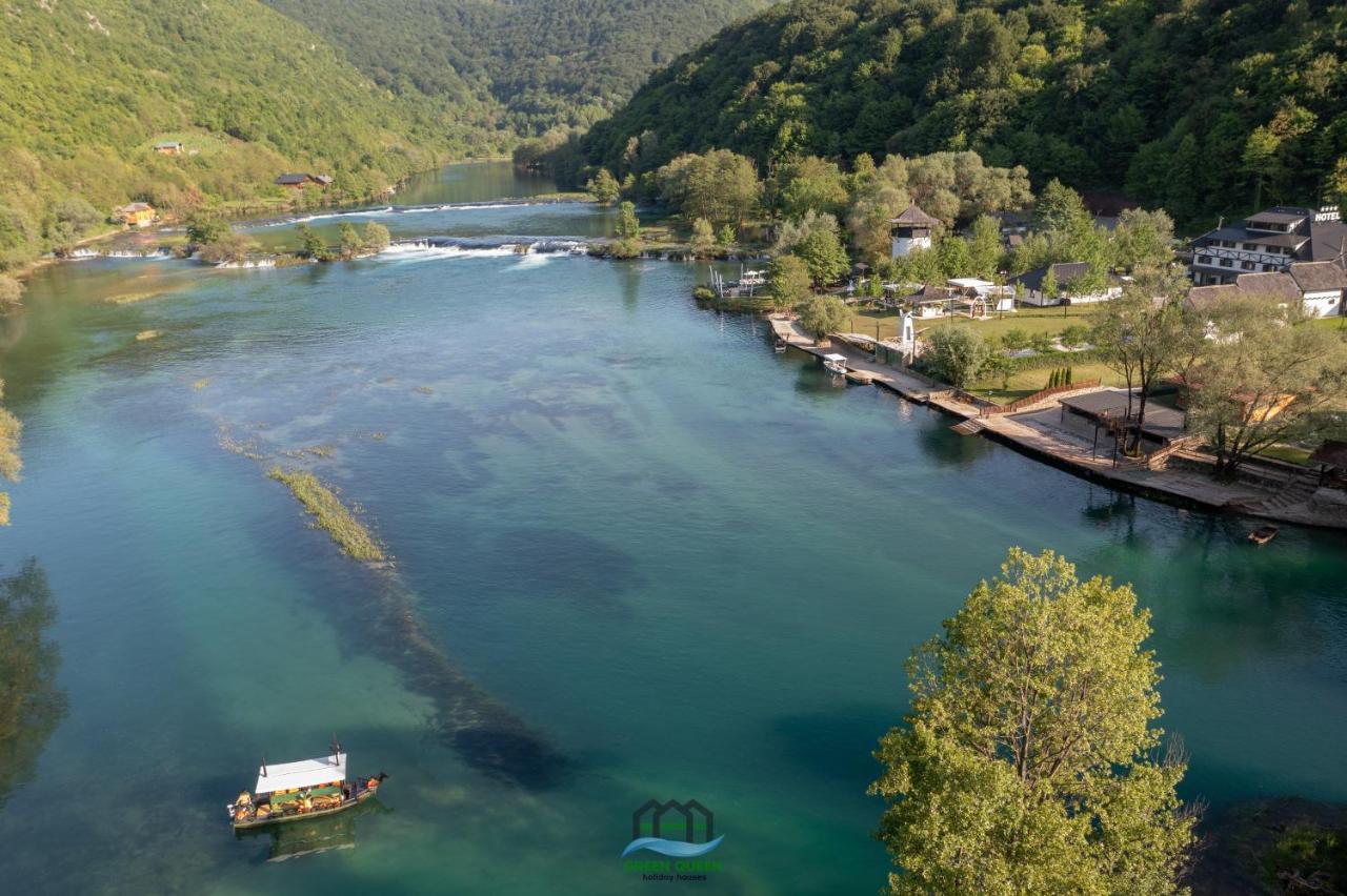 Holiday Houses Green Queen Бихач Экстерьер фото