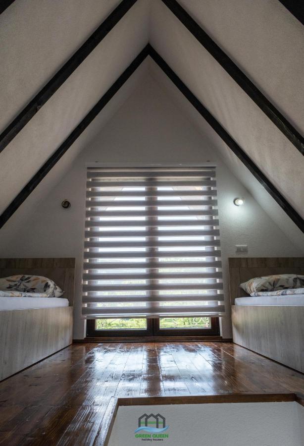 Holiday Houses Green Queen Бихач Экстерьер фото